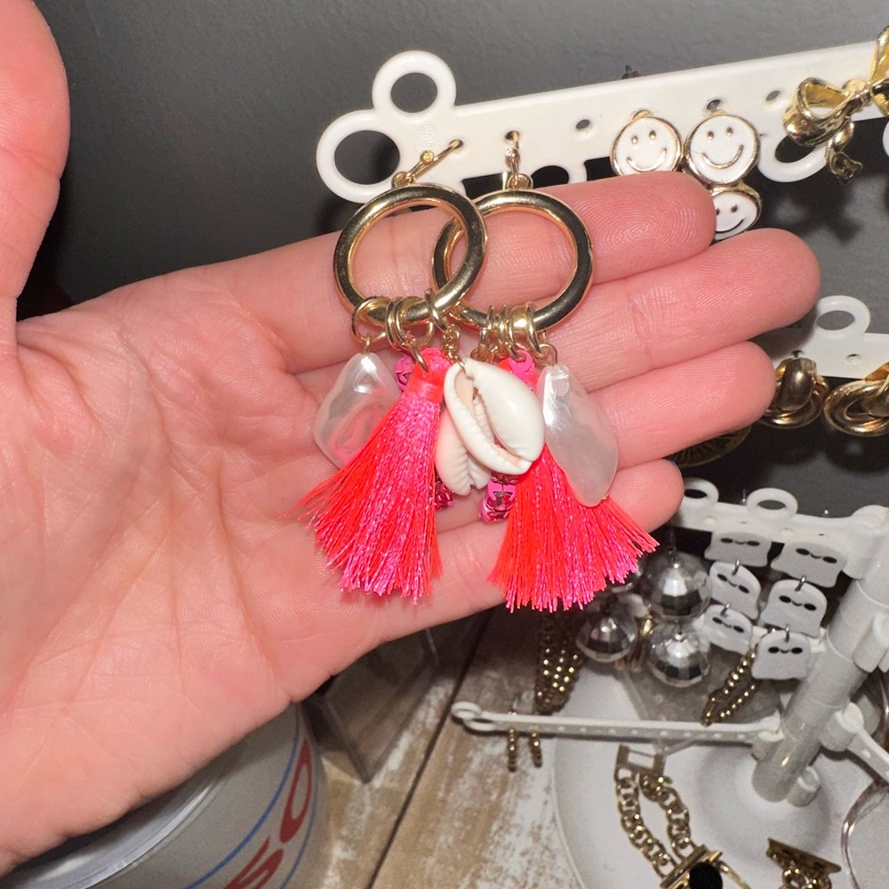 Pink Tassel Shell Earrings